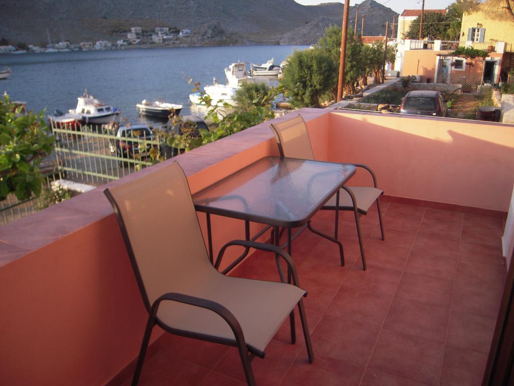 Pedi Breeze Apartment Symi